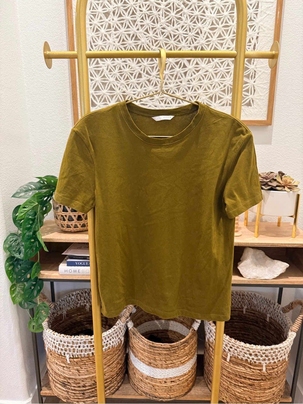 Zara Olive Green Short Sleeve Crew Neck Tee